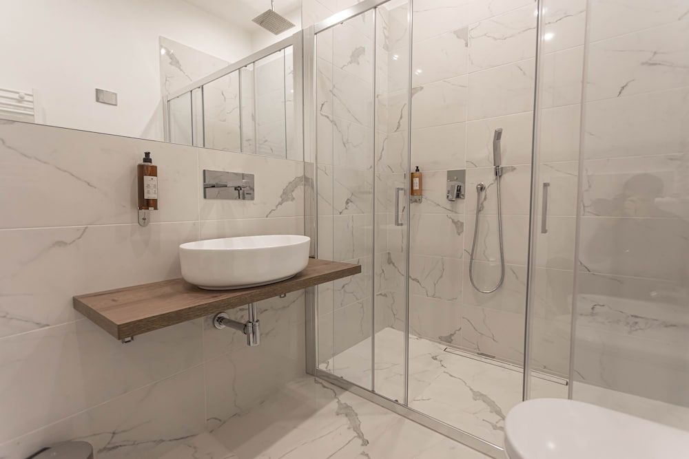 Flat 285 Triple Room 45