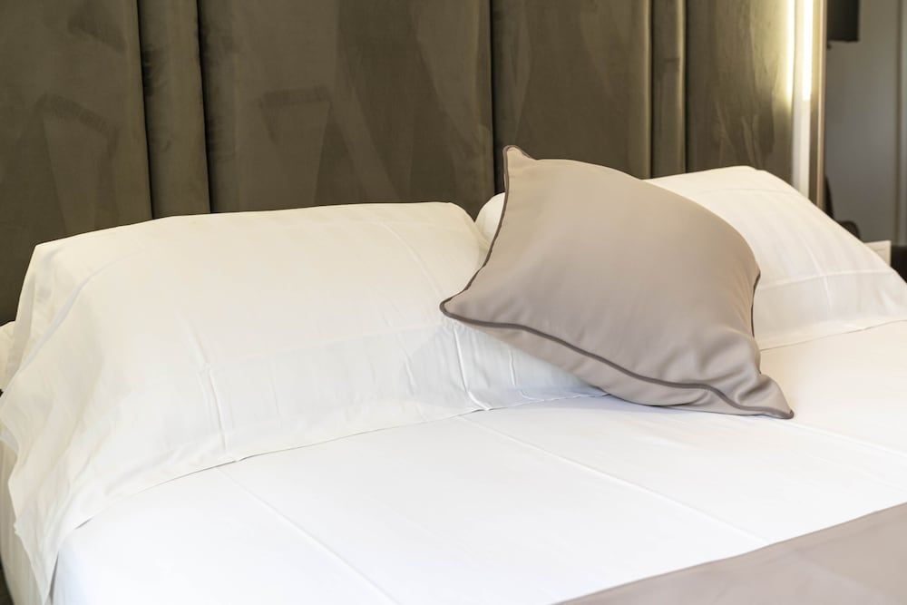 Flat 285 Superior Double Room 4