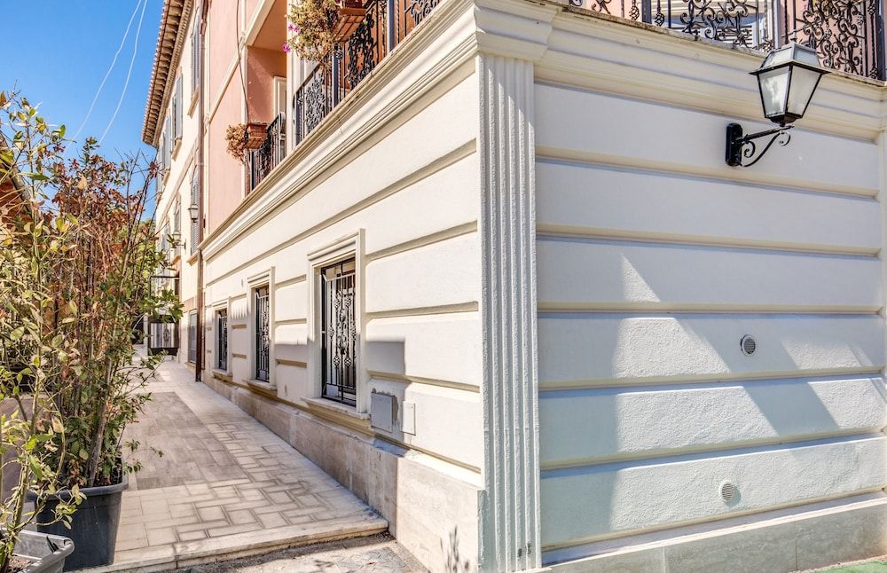 undefined The Bricks Rome 5