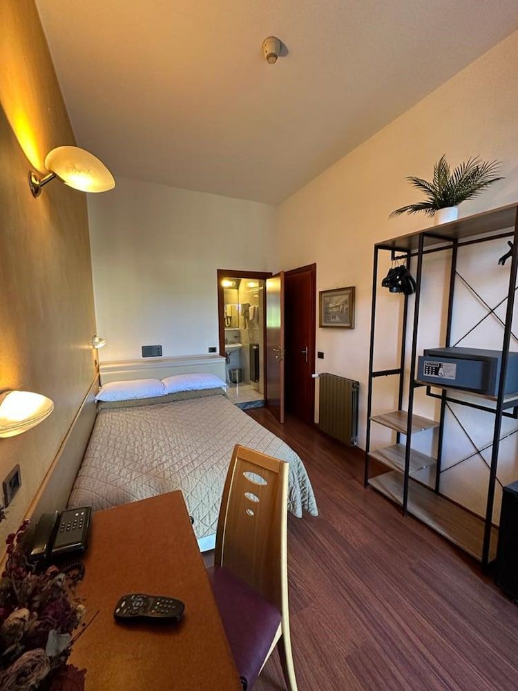 Hotel Aspromonte Double Room 4