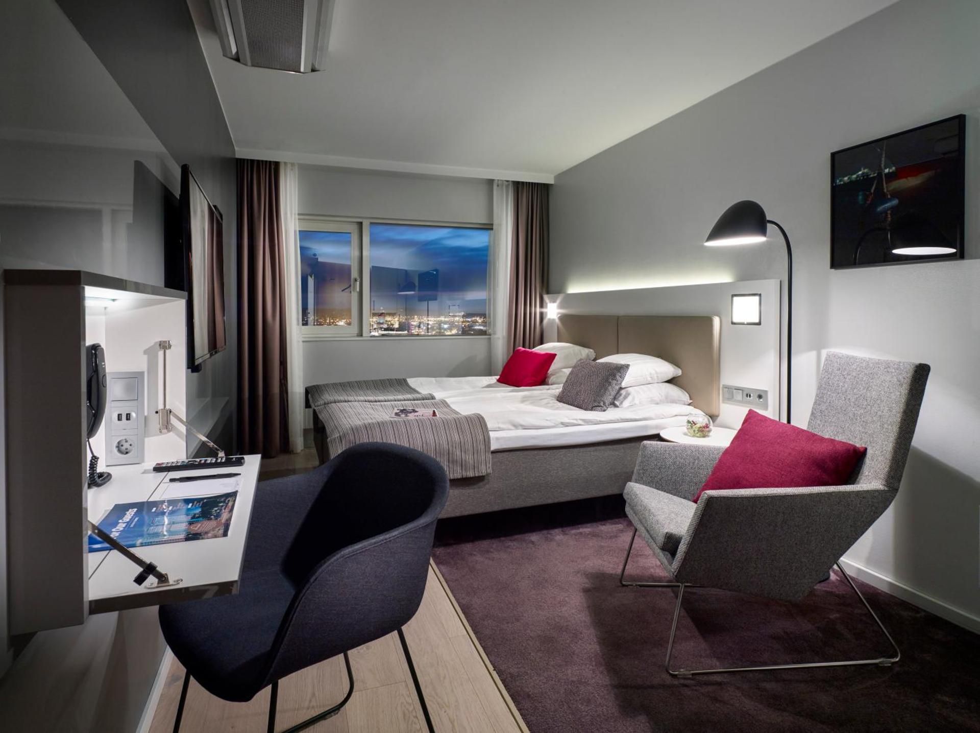 Double or Twin Room with City View - Gothia Towers