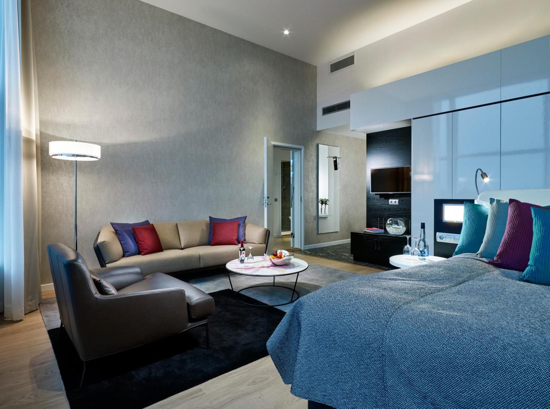 Upper House Deluxe Suite - 25 Years and Above Only