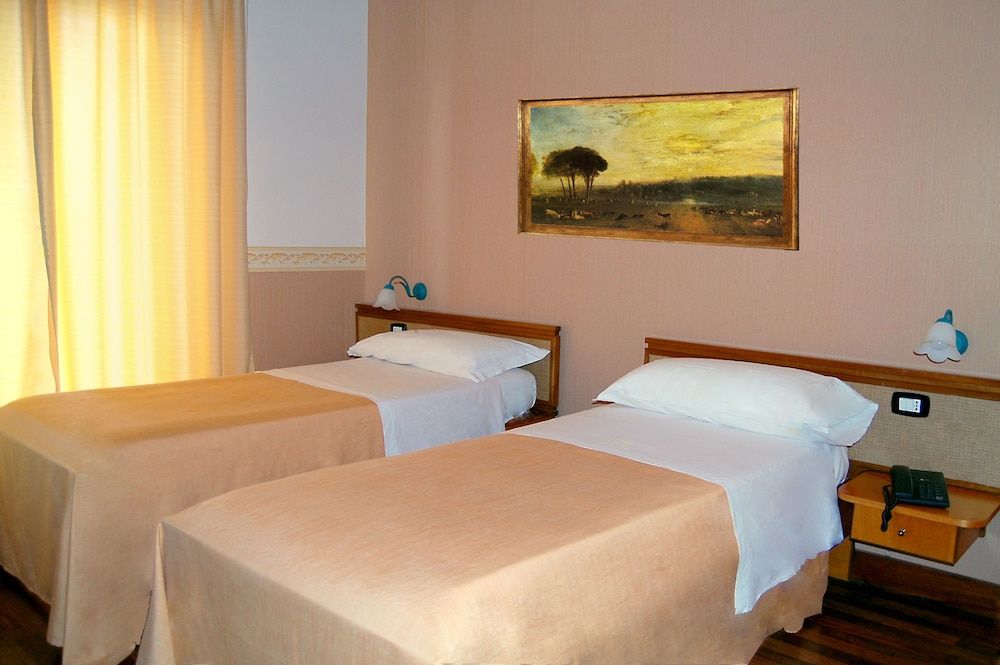 Hotel Ristorante Donato Comfort Twin Room, 2 Twin Beds, Non Smoking, Courtyard View
