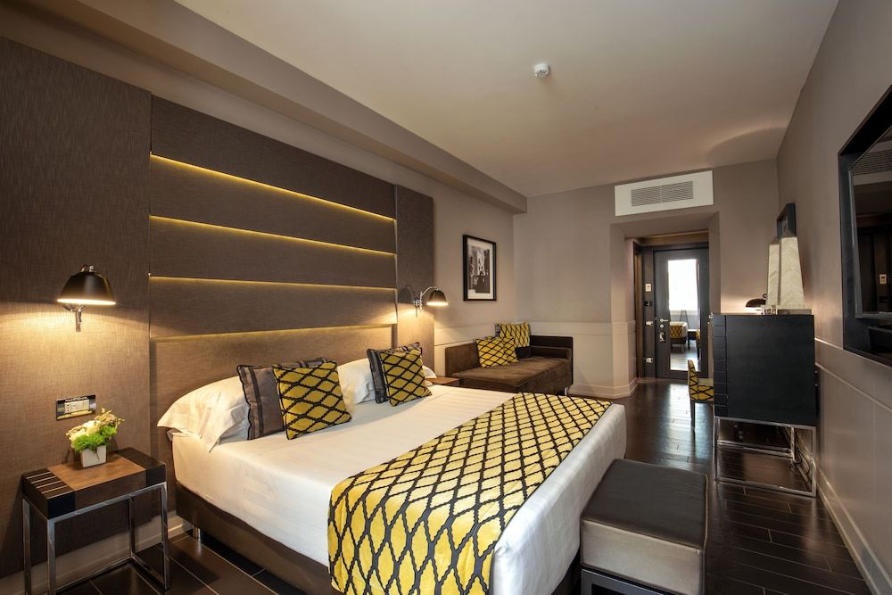 undefined The Style 3