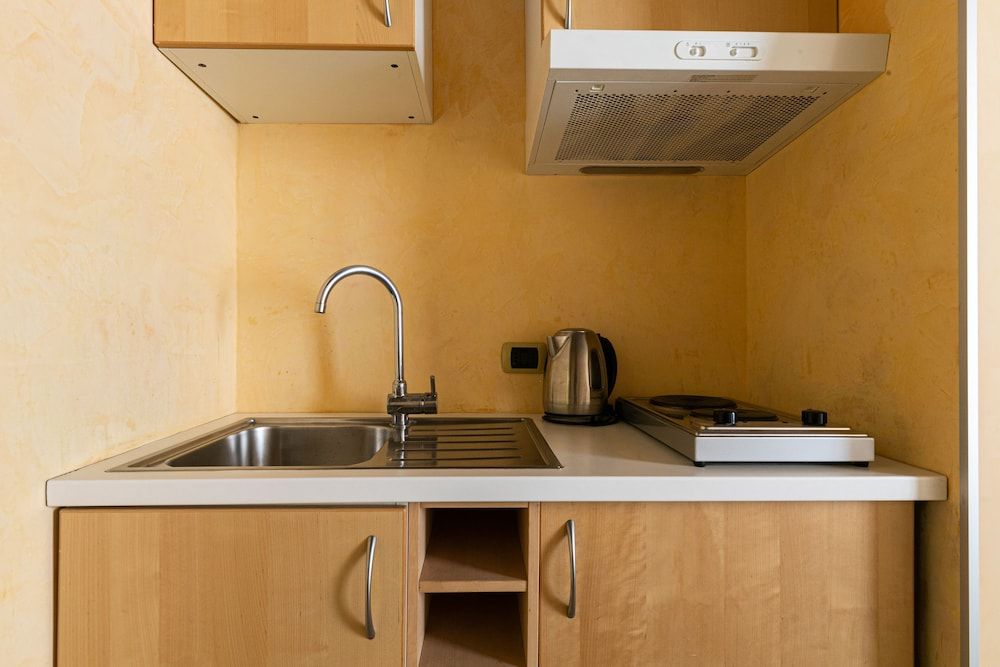 Trinità dei Monti Piazza di Spagna Deluxe Triple Room, 1 Bedroom, Private Bathroom 3