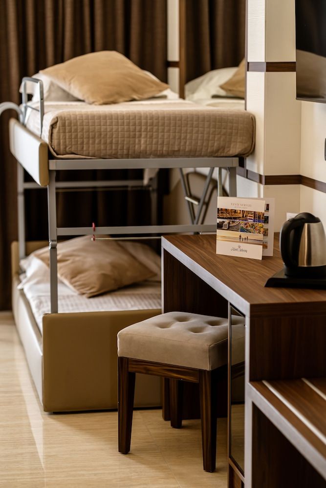 Bellavista Superior Quadruple Room 6