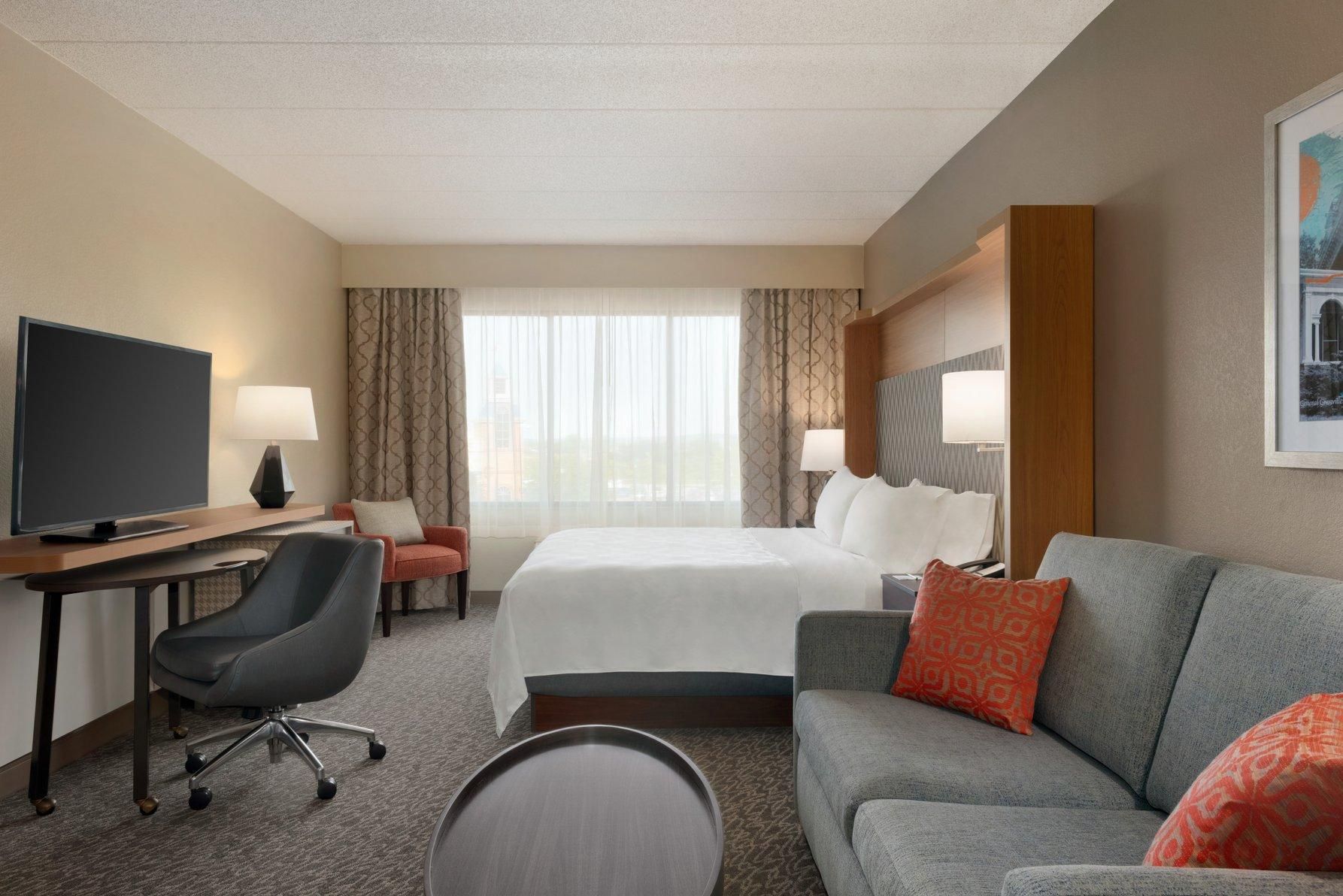 1 King Bed Suite