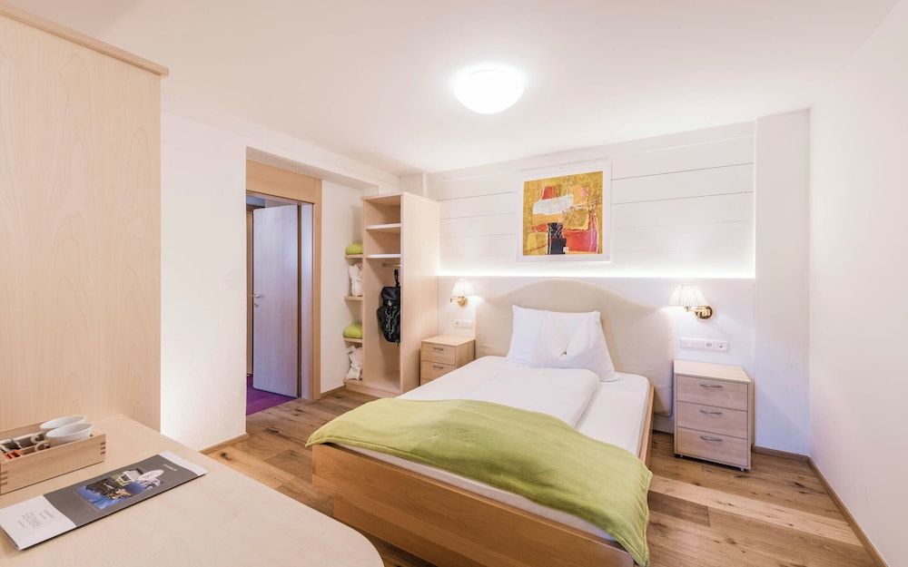 Family Room, 2 Bedrooms (Budget Nr. 2)