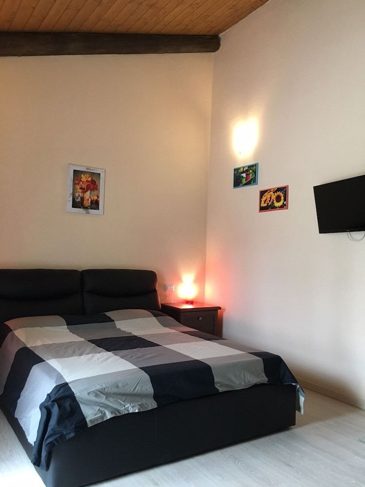 Traditional Studio, 2 Double Beds, Kitchenette