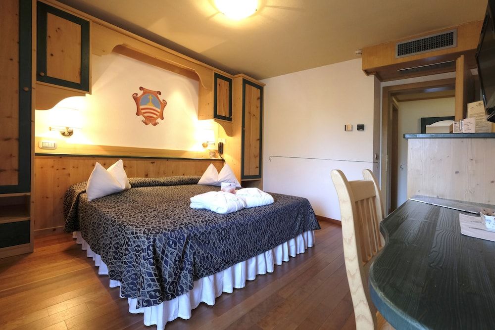 Classic Single Room