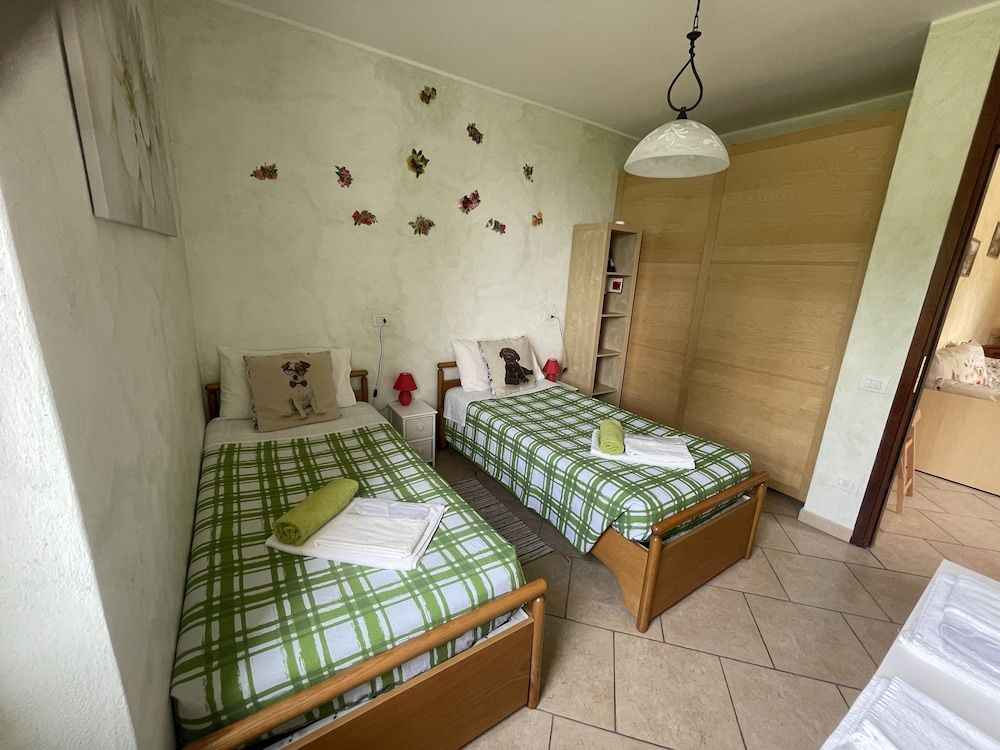 Hotel Diffuso Il Portichetto sulla collina a Vezio Perledo Family Apartment, 2 Bedrooms, Kitchen 2