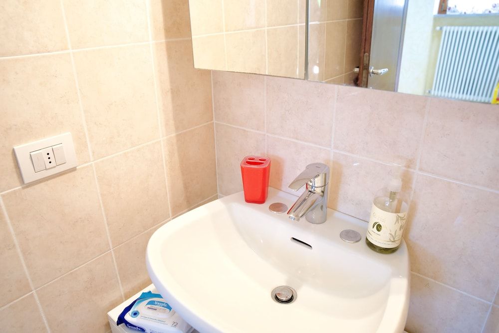 Hotel Diffuso Il Portichetto sulla collina a Vezio Perledo Family Apartment, 2 Bedrooms, Kitchen 15