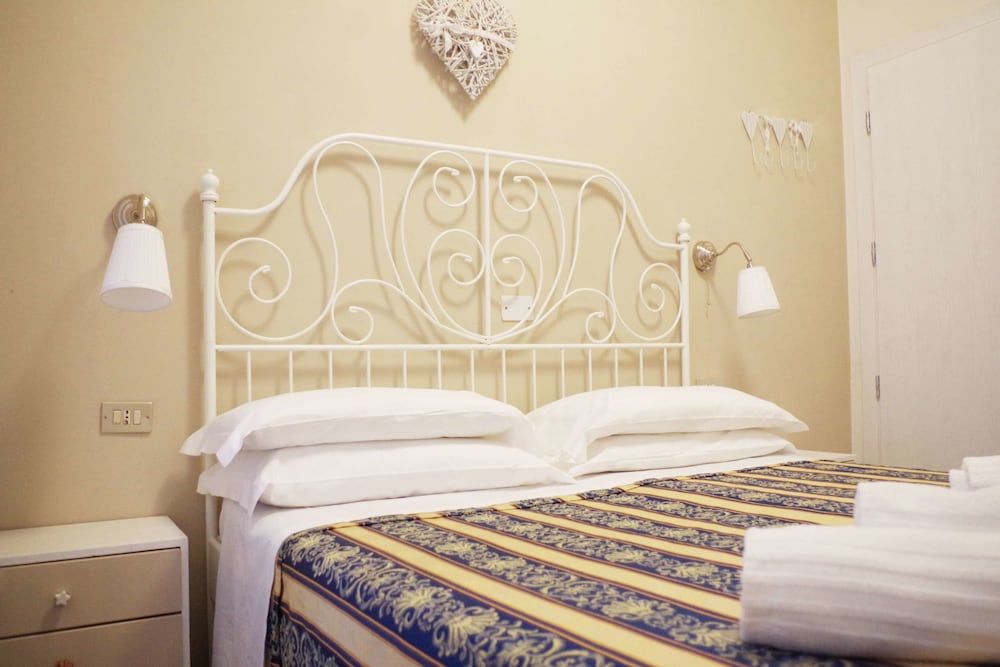 Hotel Vergilius Double or Twin Room 4