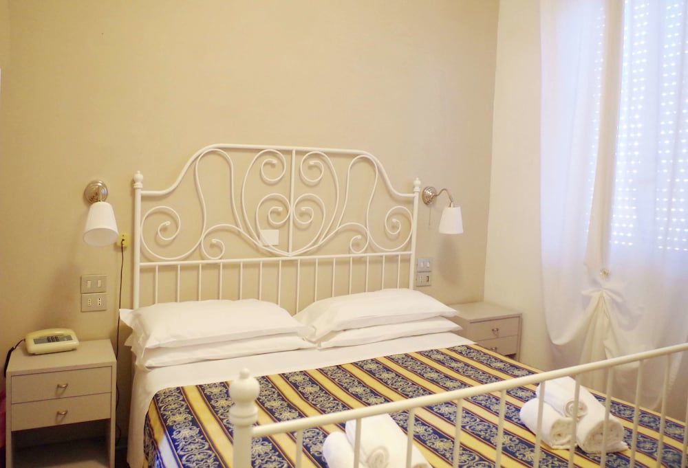 Hotel Vergilius Double or Twin Room 3