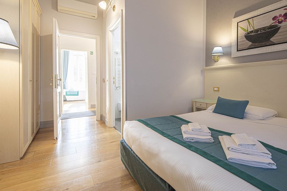 Suite Castrense Standard Double or Twin Room 21