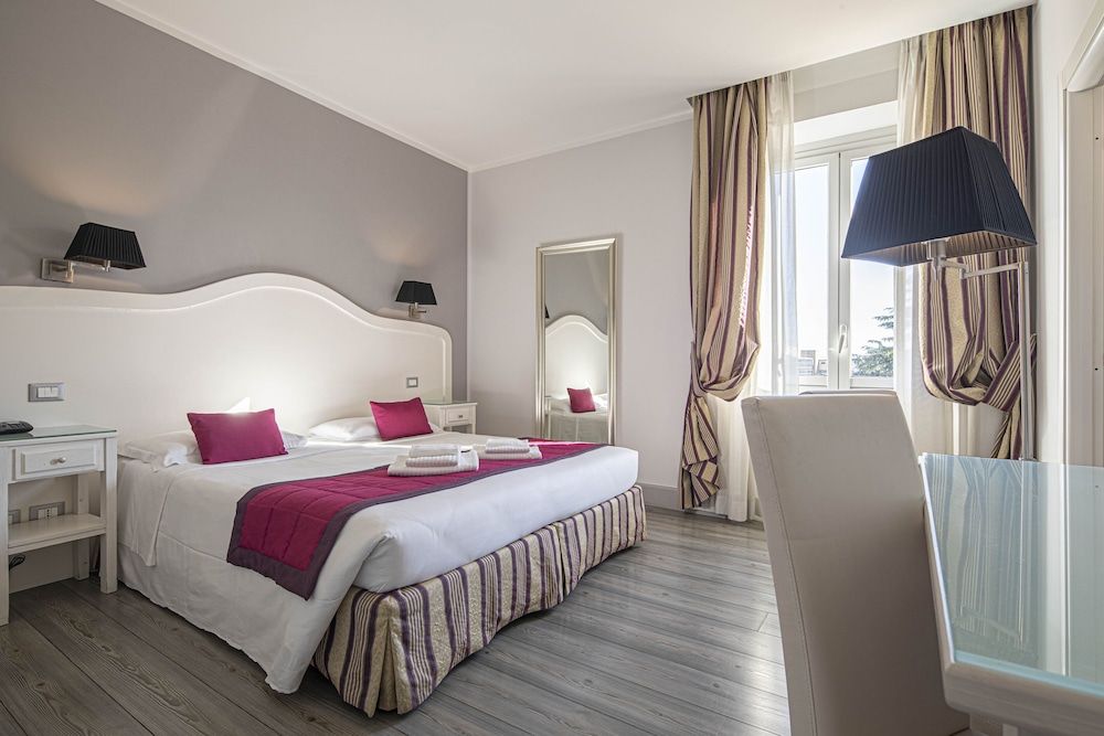 Suite Castrense Standard Double or Twin Room 11