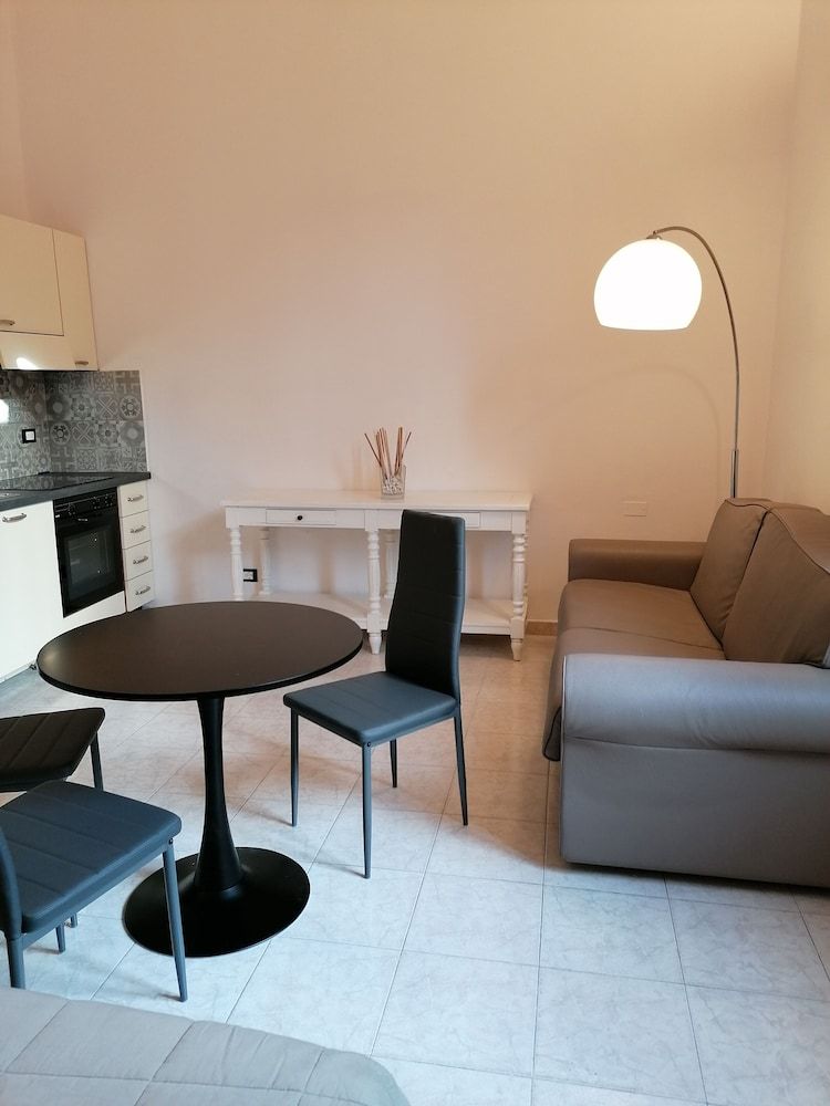 Leone X Guest House Classic Studio, 1 Bedroom 9