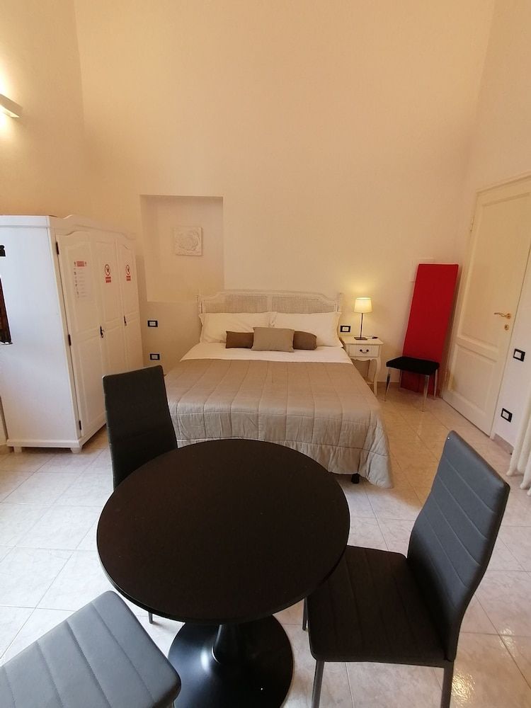 undefined Leone X Guest House 2