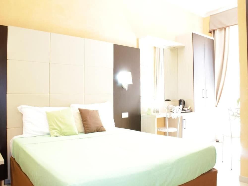 undefined Candia Inn Vatican 2