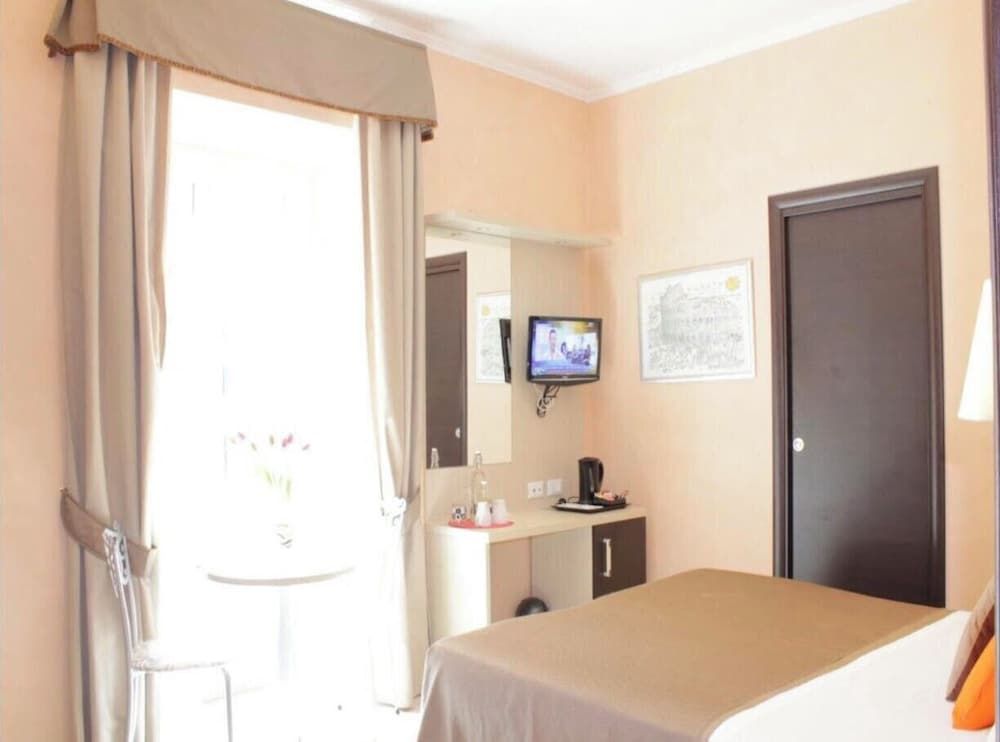 undefined Candia Inn Vatican