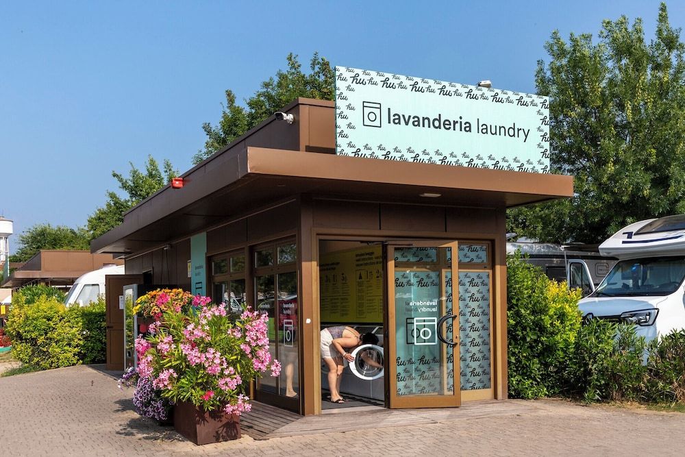 undefined Hu Firenze Camping In Town 2