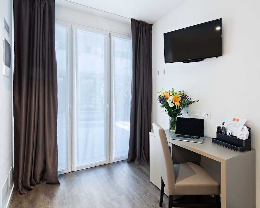 Hotel Studio Inn Centrale & Milano Urban Padel Double Room 9