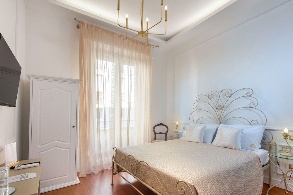 Residenza Borbonica Elite Double Room, Balcony, City View (Maria Amalia) 2