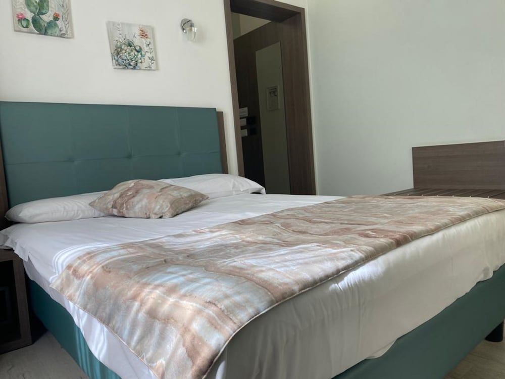 Hotel Lago di Como Romantic Double Room 2