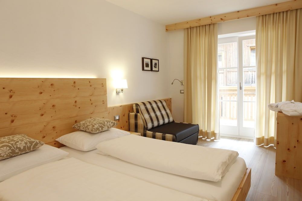 Superior Apartment, 2 Bedrooms (Plus )