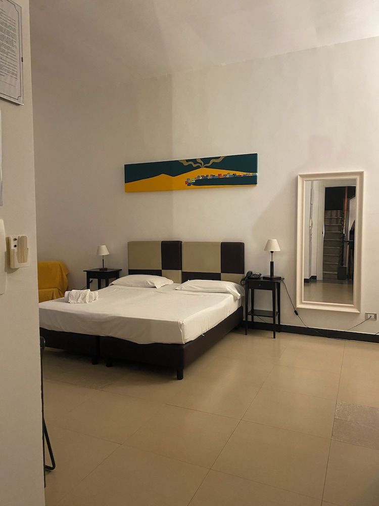 Hotel Plebiscito Aparthotel Standard Double Room (Internal View) 6