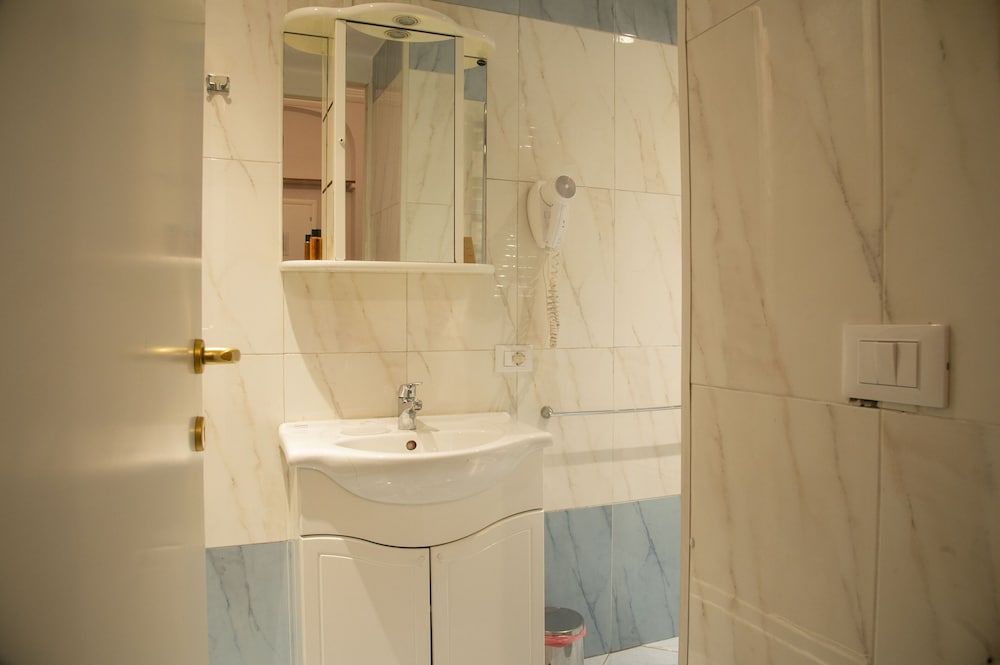 Domus Napoleone Luxury Double or Twin Room 13