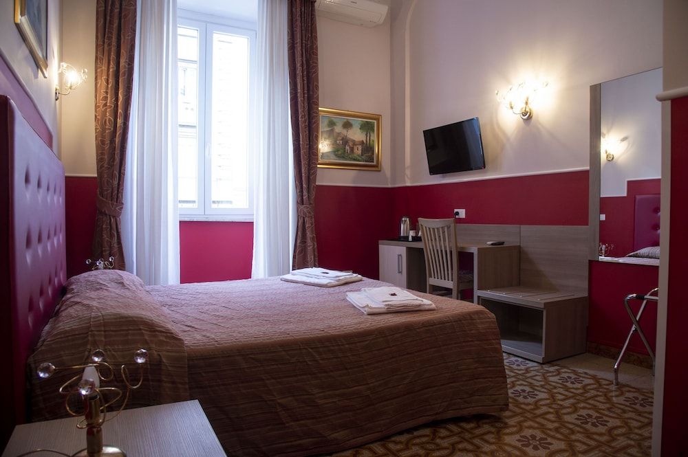 Domus Napoleone Luxury Double or Twin Room 3