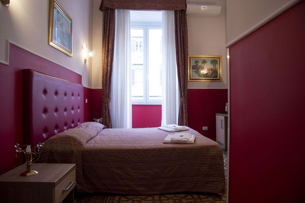 Domus Napoleone Luxury Double or Twin Room 9