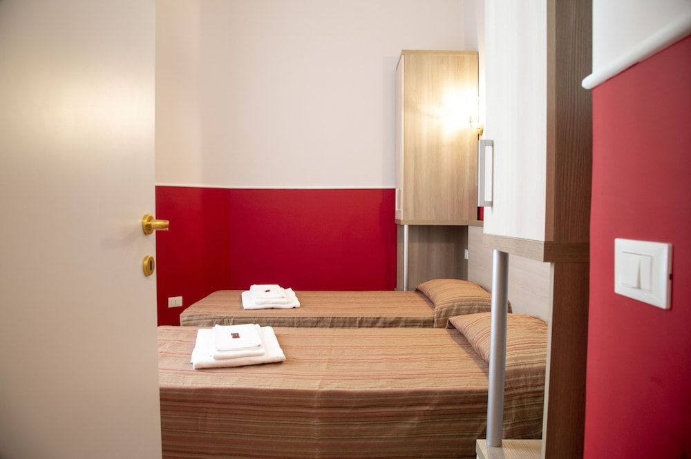 Domus Napoleone Luxury Double or Twin Room 4