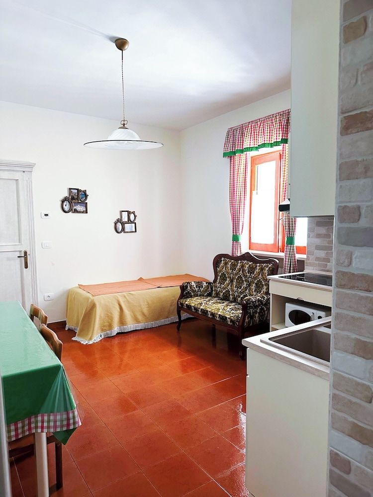 Luxury Apartment, 1 Bedroom, Kitchenette (Quadruple )