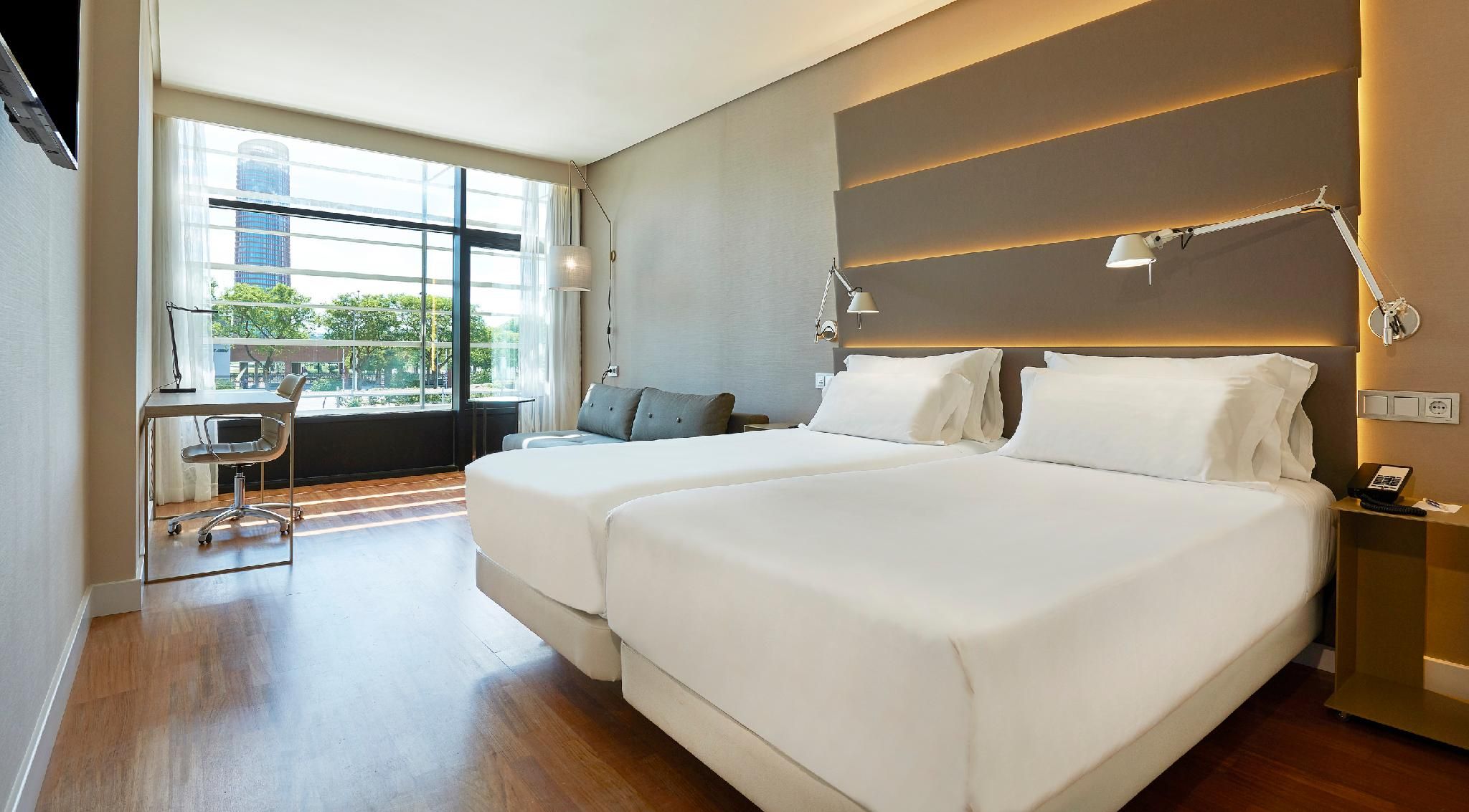 undefined NH Sevilla Plaza de Armas  8