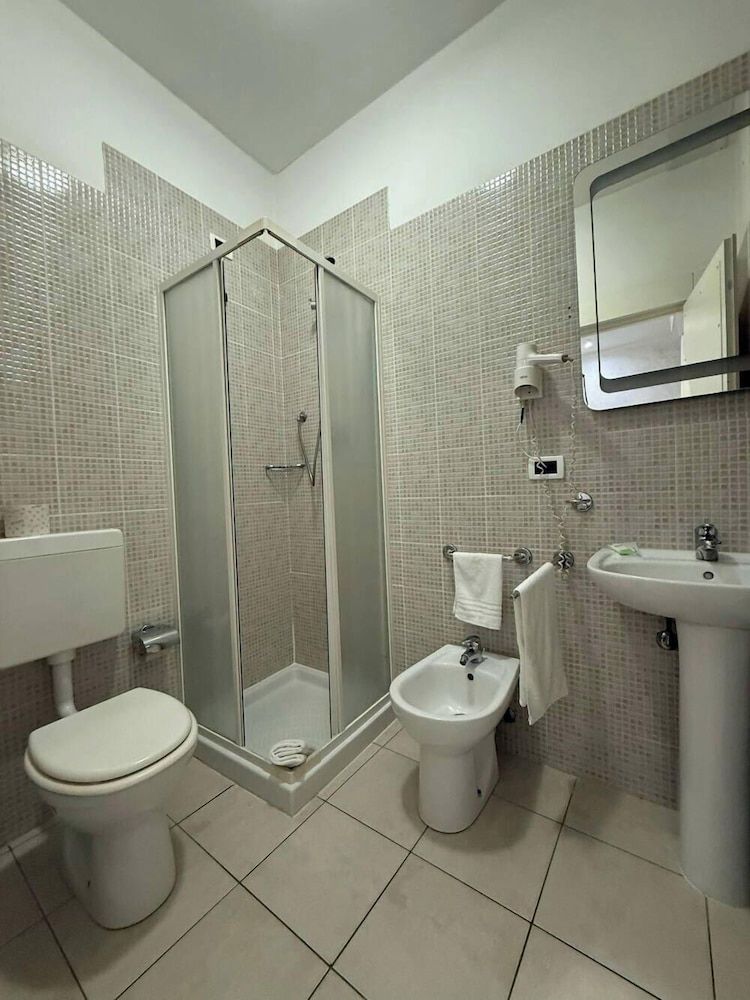 Pollon Inn Sanremo Double Room 2