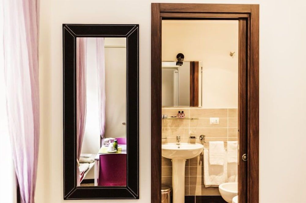 Maison Colosseo Standard Double Room 13