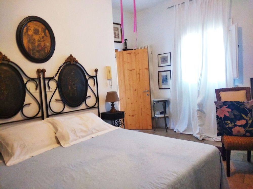 Classic Double Room, 1 Queen Bed