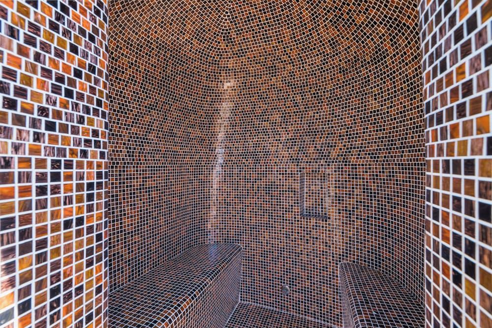 Villa Magia Deluxe Suite, Sea View 9