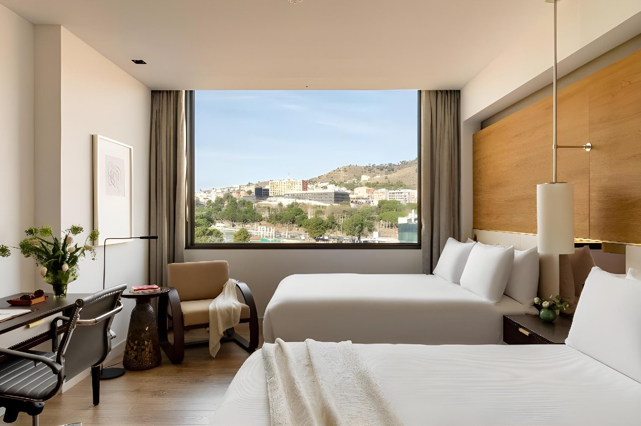 Premier Connecting Rooms