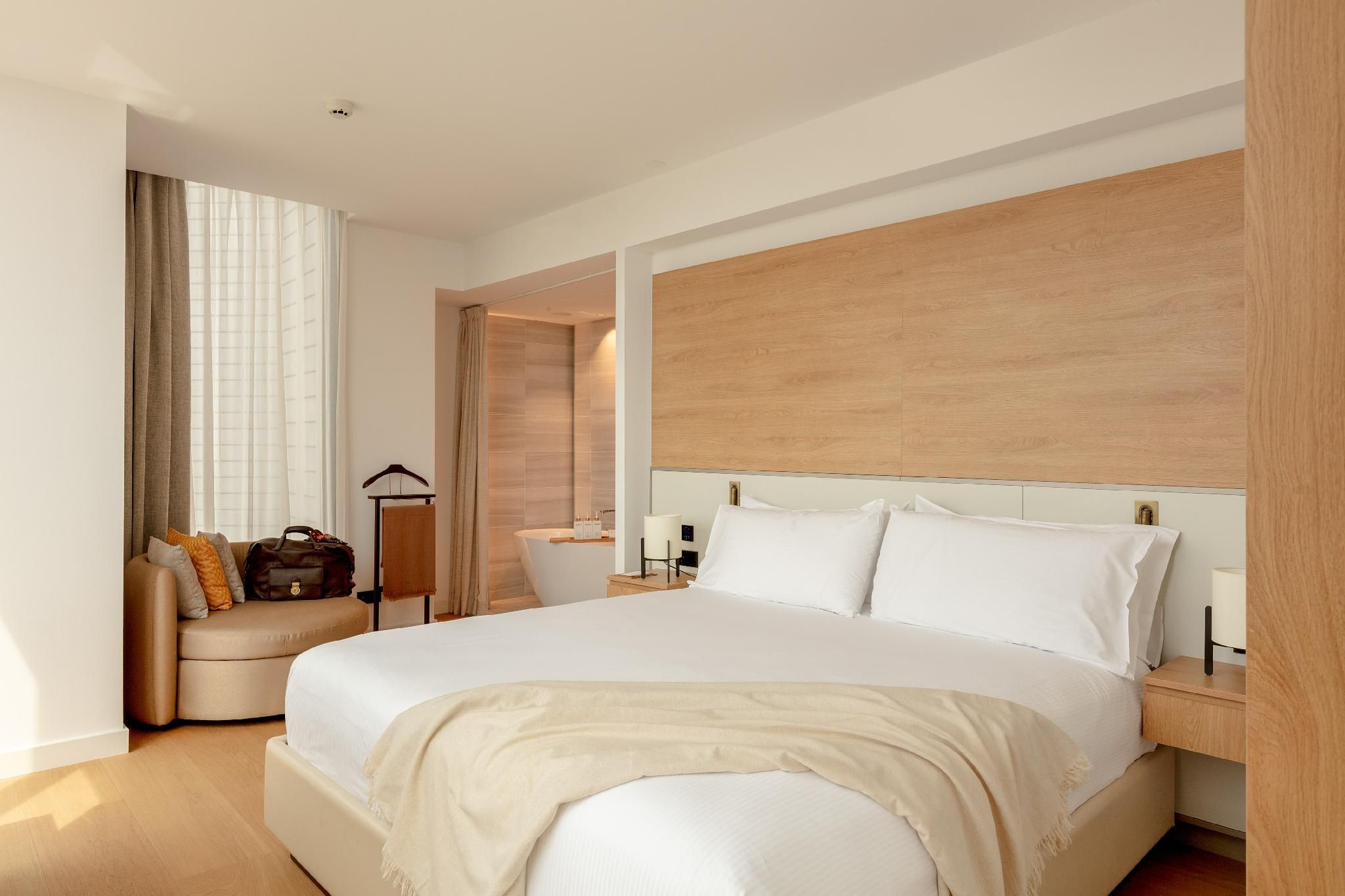 One Bedroom Master Suite Red Level