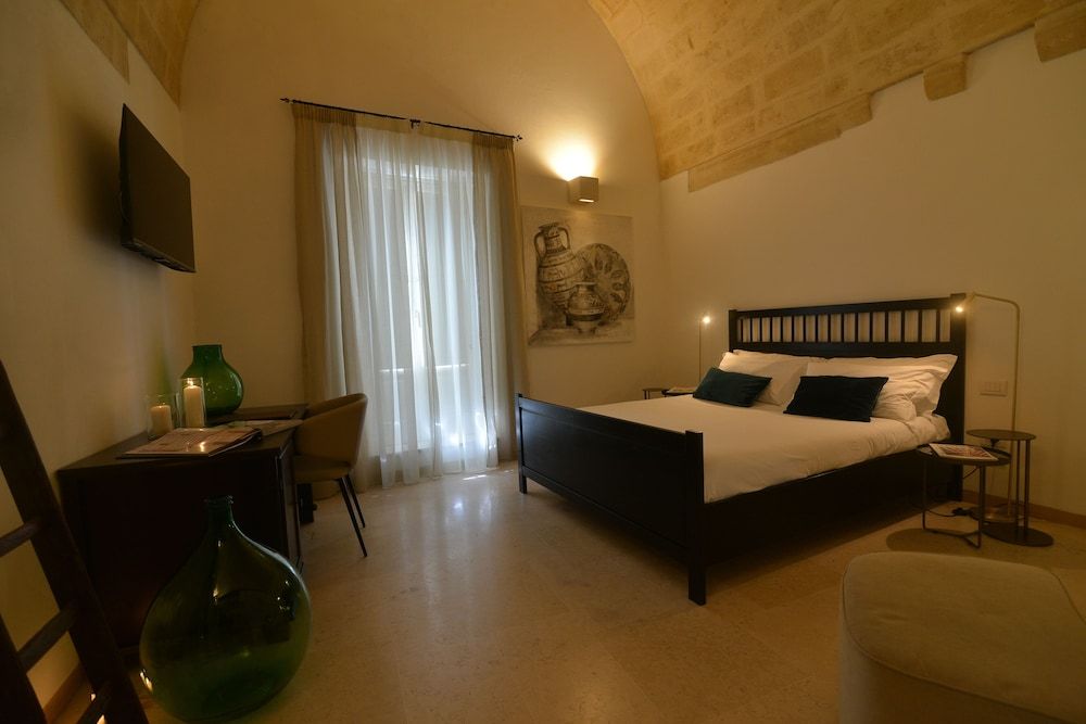 undefined Le Malve Cave Retreat 3