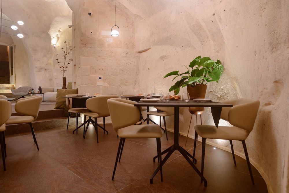 undefined Le Malve Cave Retreat 10