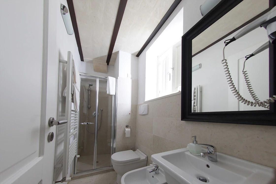 Le Malve Cave Retreat Double Room 2