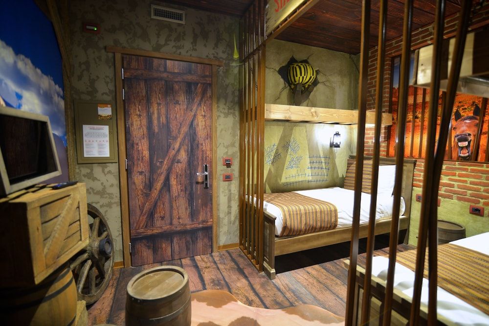 Room (Wild West)