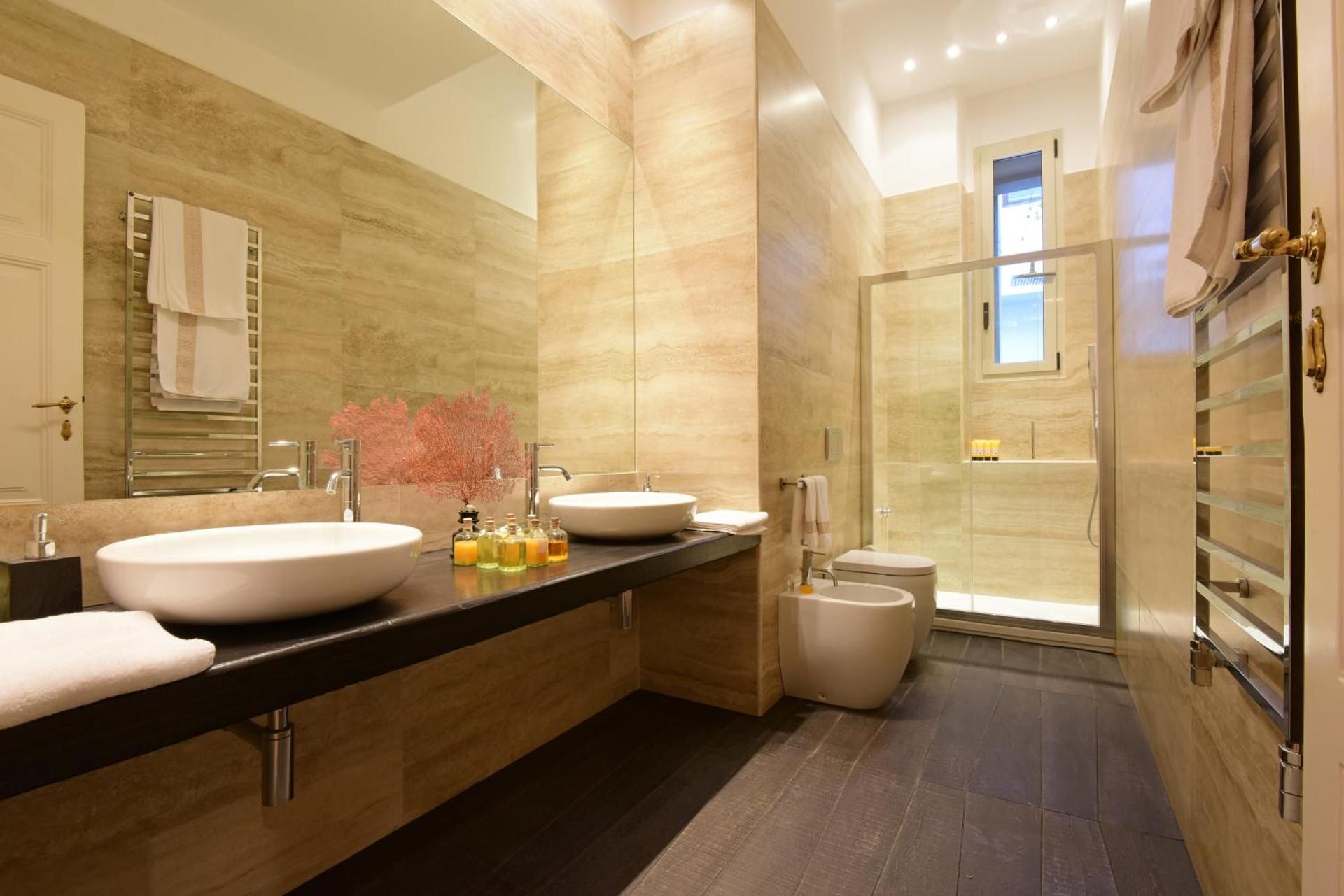 Seven Historical Suites Presidential Suite 2