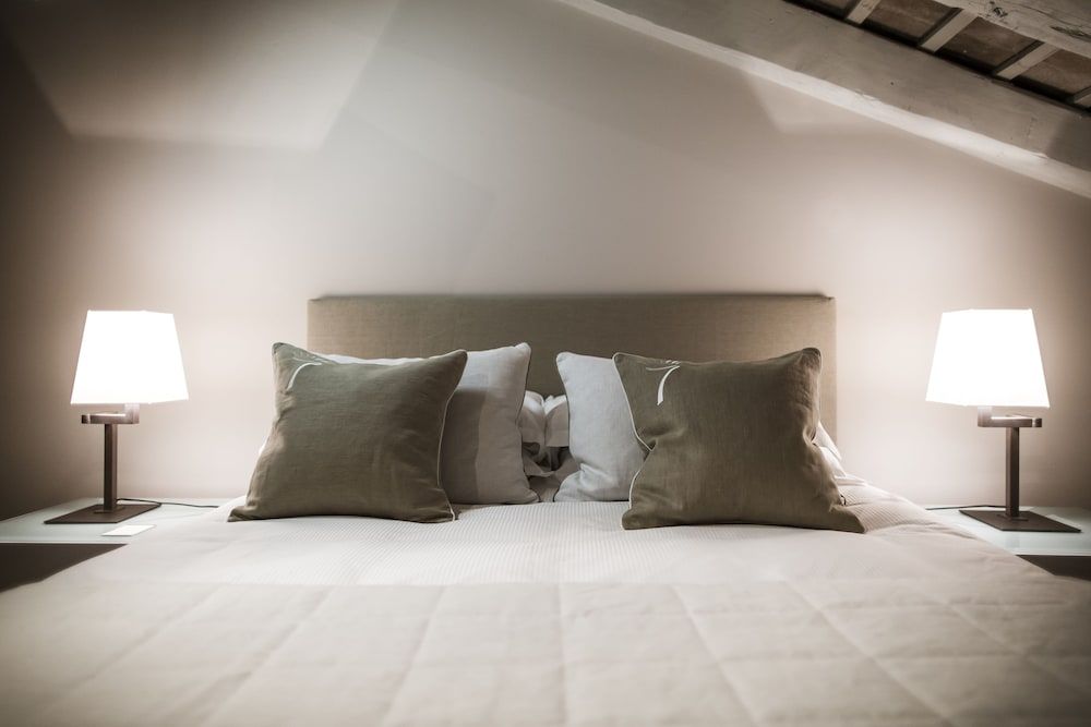 Seven Historical Suites Deluxe Suite 2