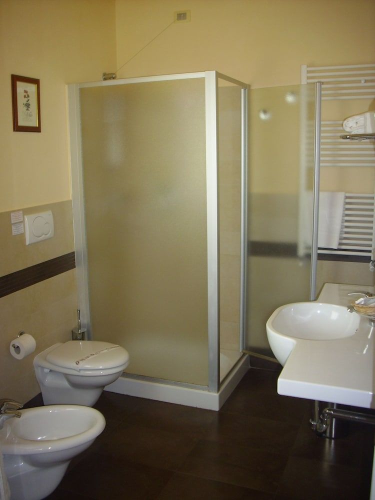 B&B Chiara e Benedetta Double Room Single Use 7