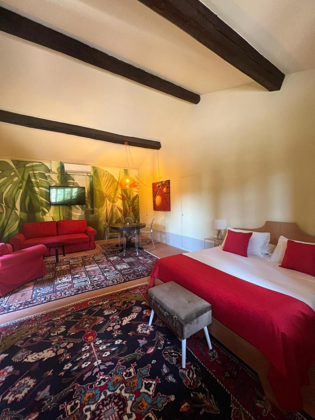 Family Room - Annex